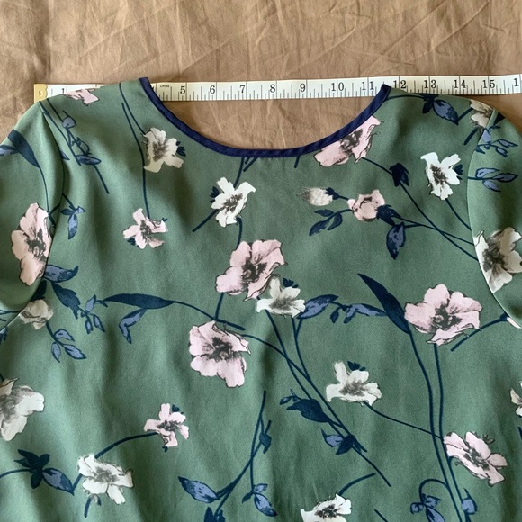 LE LIS Anthro blouse - Picture 6 of 7